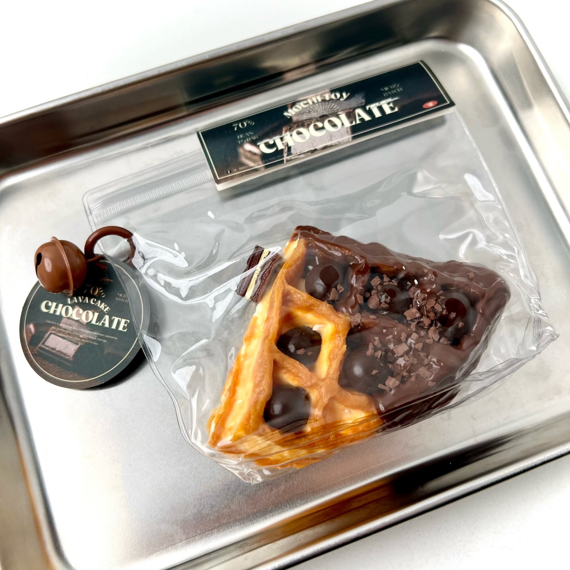 ゆっくりと戻るドライクレイのチョコレート三角ワッフル型ストレス解消グッズ食品グレードのシリコン製