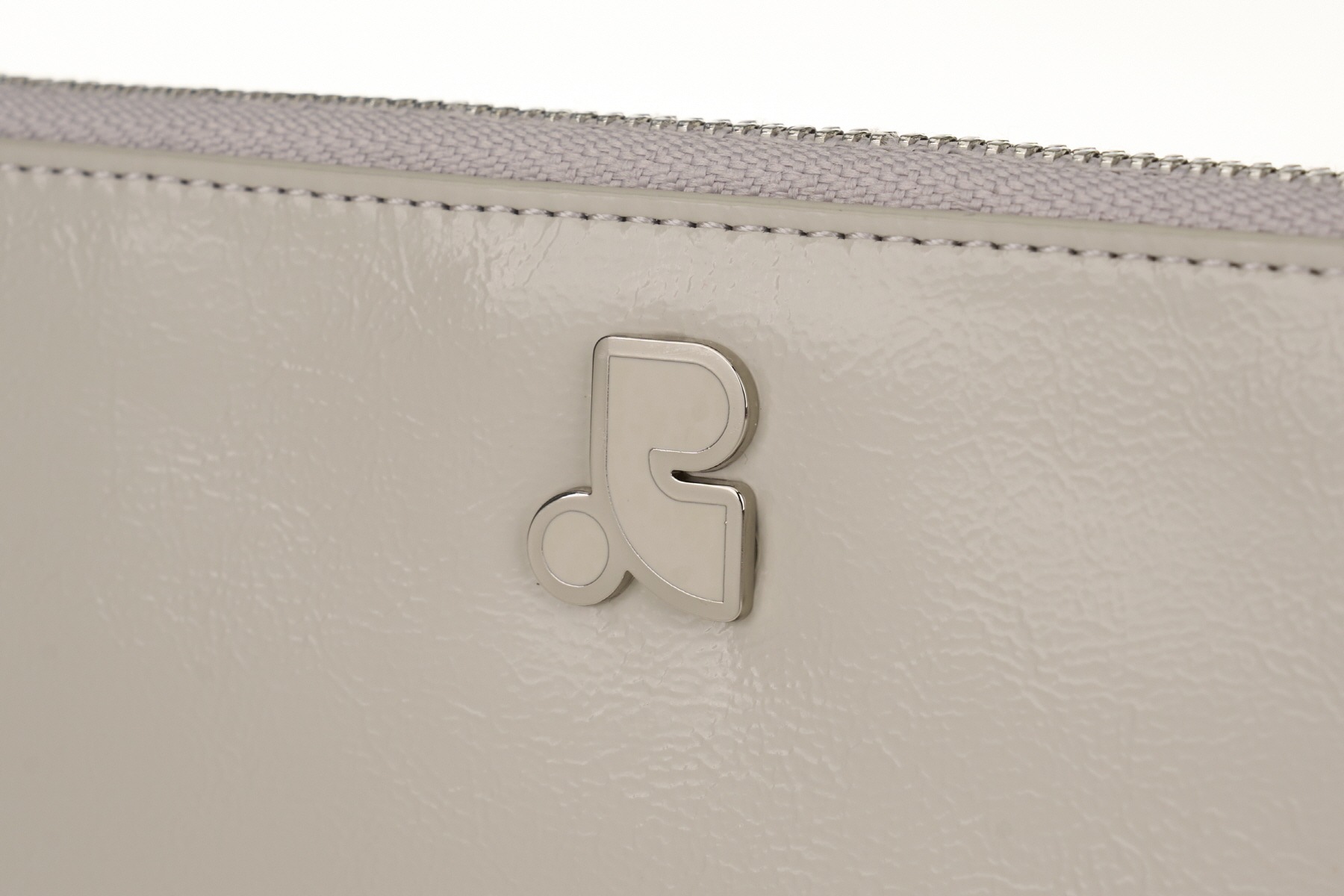 国内発送【Rest & Recreation】LOGO CROSSBODY POUCH 2wayポーチ Qoo10 rest&recreation LOGO CROSSBODY ポーチ [
