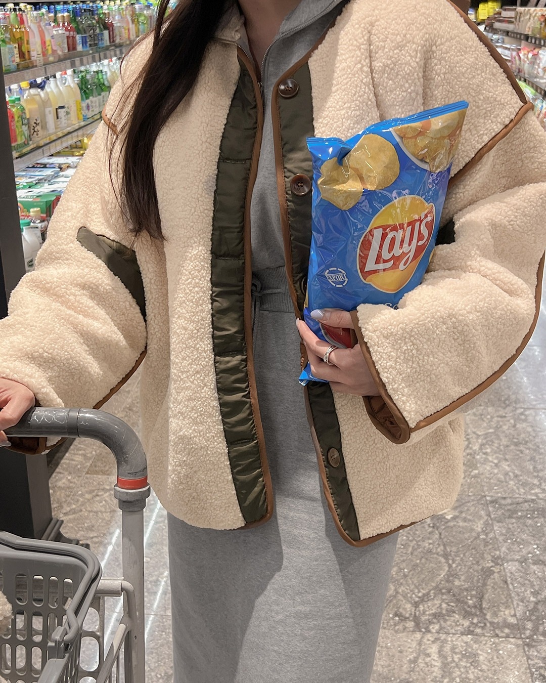 ノーカラーオーバーフィットボアジャンパー韓国ファッション レディース