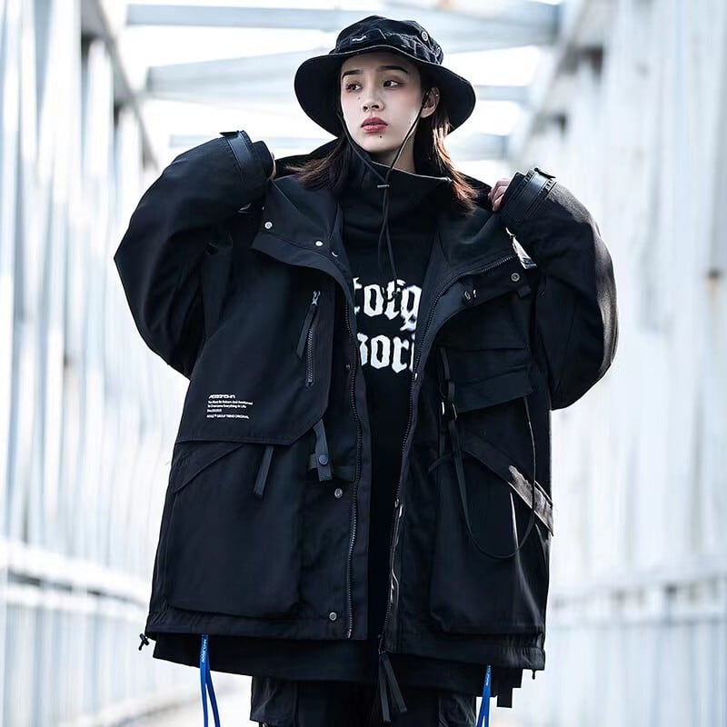 機能系 ジャケット ブラック オフホワイト 暗黒風 パンク風 カジュアル オーバーコート 個性的なデザイン ステージ衣装 演出衣装 イベント こせい 個性 特徴あり 新作 TV 主演 ステー