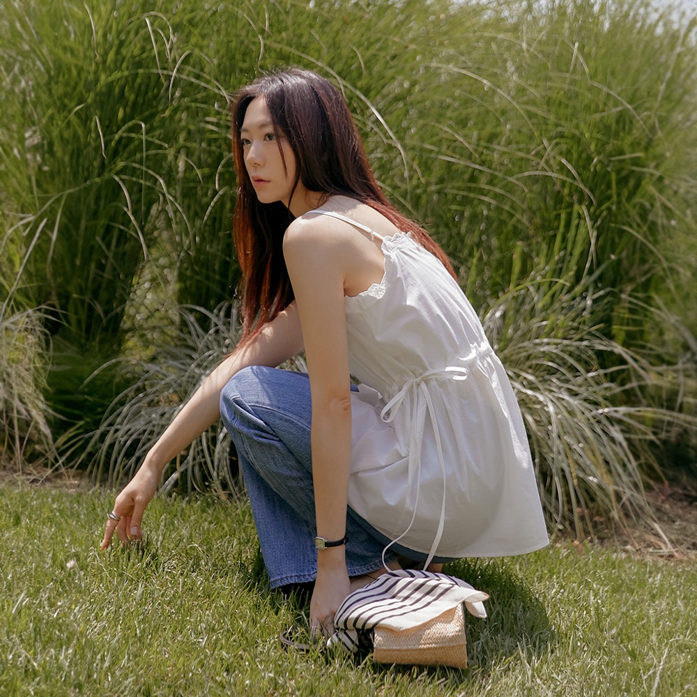 ボヘンレースストラップスリーブレスブラウス