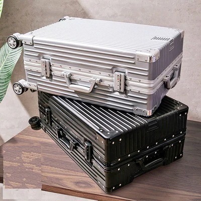 【3日で出荷】アルミフレームスーツケーススーツケース直角万向輪女子男子学生暗号箱24インチ箱旅行箱30%までに制限