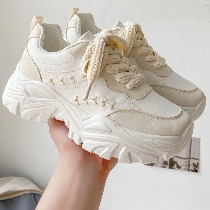 【3日以内出荷】厚底シューズ/今週の割引は 25% オフです厚底スニーカー 厚底スニーカー 麦穂 古靴 女性 インズ 潮流 2022 春秋 新作 通気性 厚底 フライド ストリート カジュアル スポー