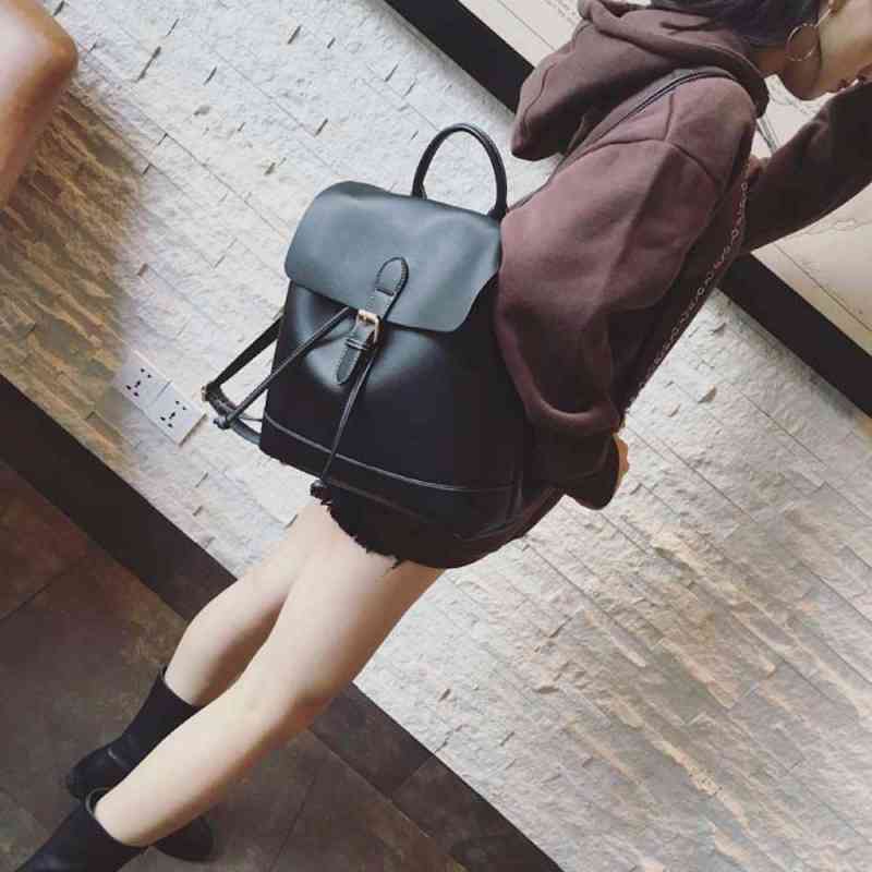 リュック レディース ブランド ランキング 撥水 ビジネス 40 シンプル A4 軽量 夏 パソコン ノートPC アウトドア 50代 代 レザー 革 おしゃれ かわいい PC 大容量 通勤 人気 大人