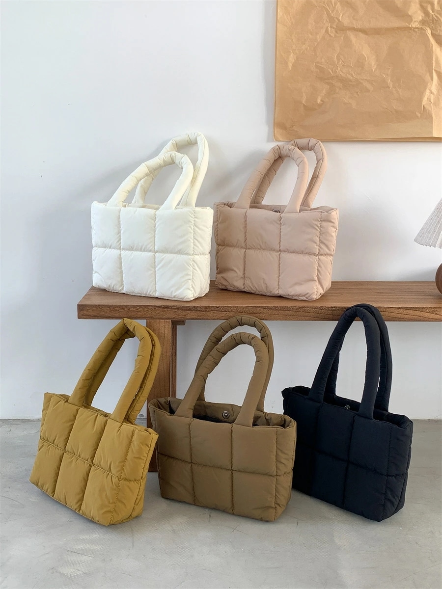 トートバッグ 新作 ダウンバッグ 大容量 クラウド型 通勤 秋冬 コットンレザー チェック ナイロン ショルダーバッグ