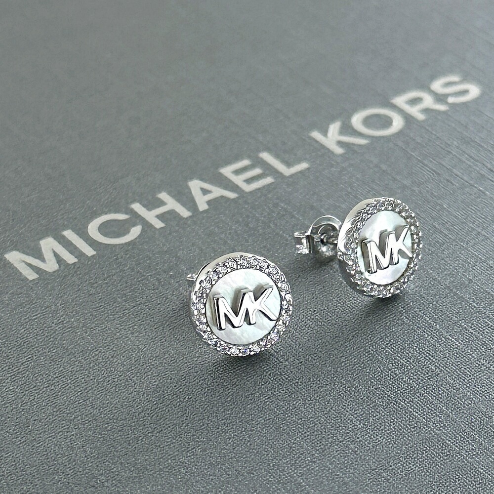 マイケルコース ピアス レディース ロゴ シルバー おしゃれ シンプル シルバー925 スタッドピアス 両耳ピアス アクセサリー 結婚式 誕生日プレゼント 女性 妻 母 女友達 ギフト 贈り物 成人式