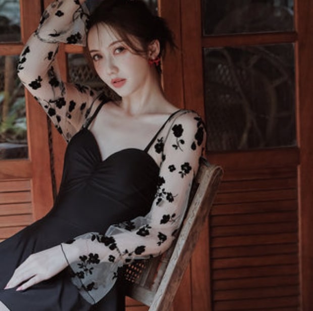 水着 ワンピース水着 かわいい 大人可愛い きれいめ シンプル カジュアル ナチュラル 大人 大人っぽい おしゃれ お洒落 主役級 存在感 女っぽ ラブリー キュート