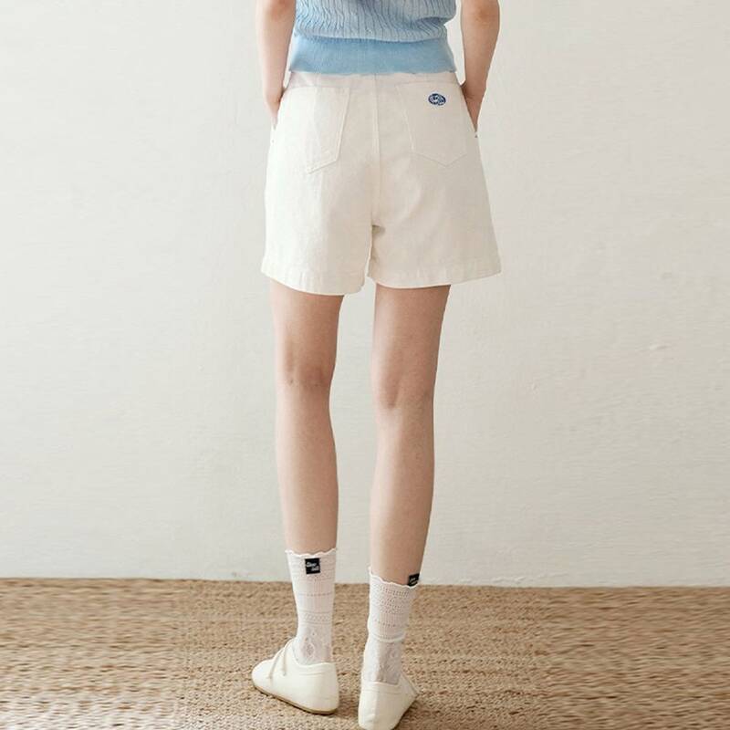 シングルピンタックコットンショートパンツ - アイボリー