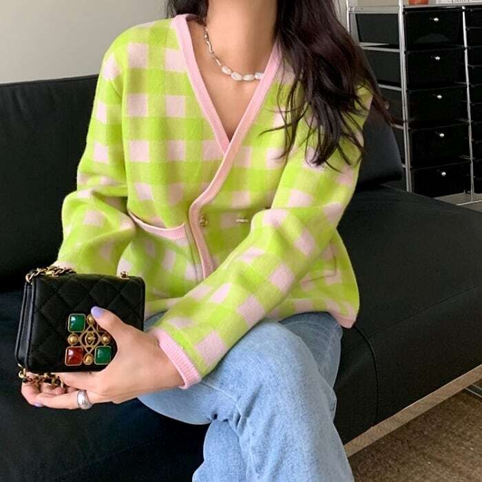 レディース ギンガムチェック Ｖネック カーディガン 長袖 チェック 大人可愛い ママコーデ ママファッション 韓国系 オルチャン 人気 トレンド 新作 20代 30代 40代 きれいめ レトロ シン
