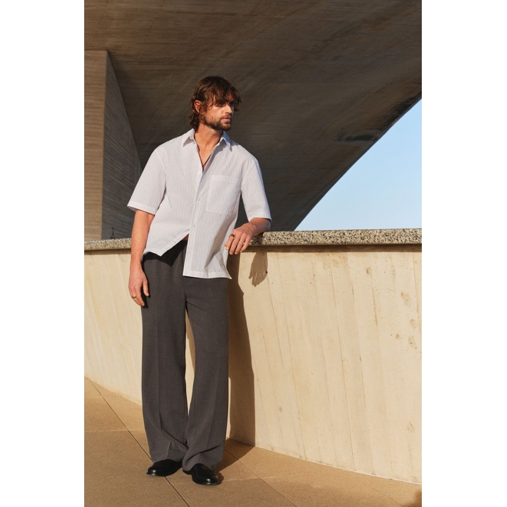 H&M ショートスリーブシャツ ホワイト/グレー ストライプ レギュラーフィット