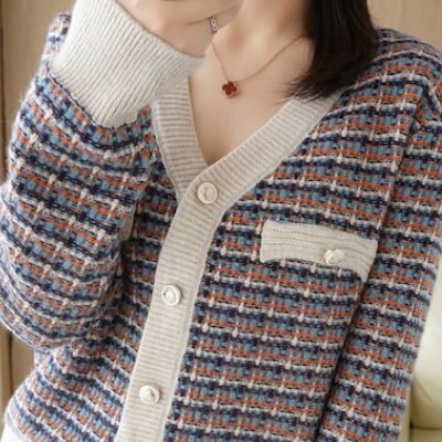 チェック柄ニットカーディガン トップス カーディガン 袖あり 長袖 Vネック 前開き かわいい