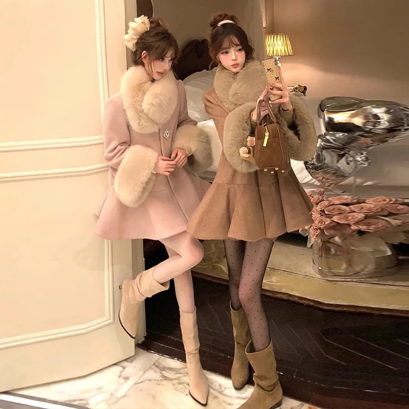 女性用の春と秋用の豪華なゆったりとしたファー襟の長袖ウールコート肉をカバーしスリムに見えるデザインのウールコート