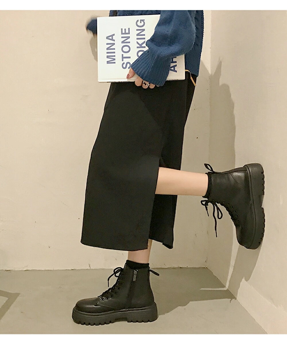 再入荷品厚底サイドジップショートブーツ サイドジップで可愛いのに歩きやすくて疲れにくい レースアップ 厚底 スタイルアップ 編み上げ かっこいい おしゃれ 韓国ファッション 冬 セクシー 冬服 韓国
