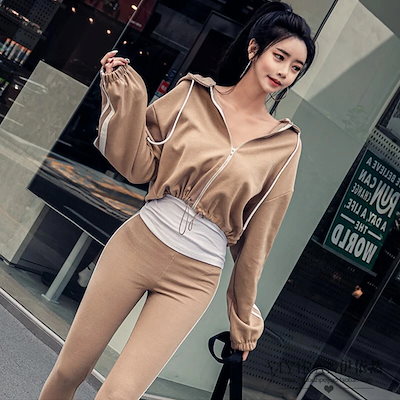 新品未使用　PEARLY GATES ハイネックアウター PG89 ベージュ　4 新品未使用 PEARLY GATES ハイネックアウター PG89 ベージュ 4 【公式