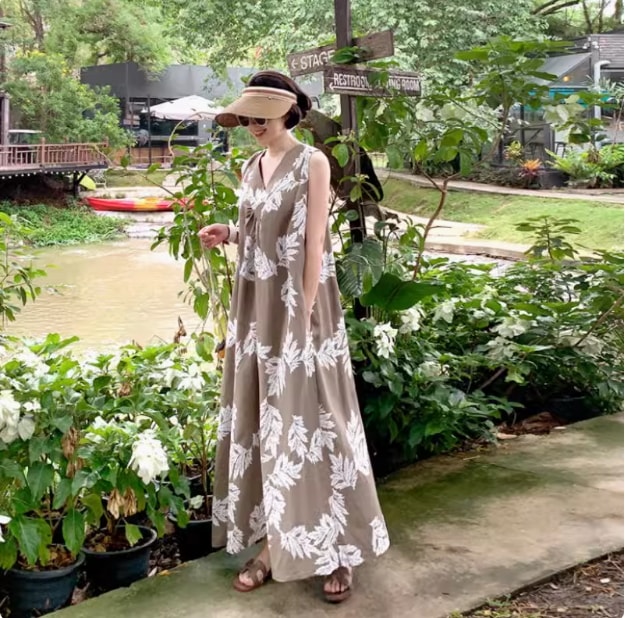 ワンピース ロング 袖なし ノースリーブ Vネック フェミニン かわいい 大人可愛い きれいめ シンプル カジュアル おしゃれ レトロ こなれ感 ラフ ガーリー ルーズ エレガント ラブリー