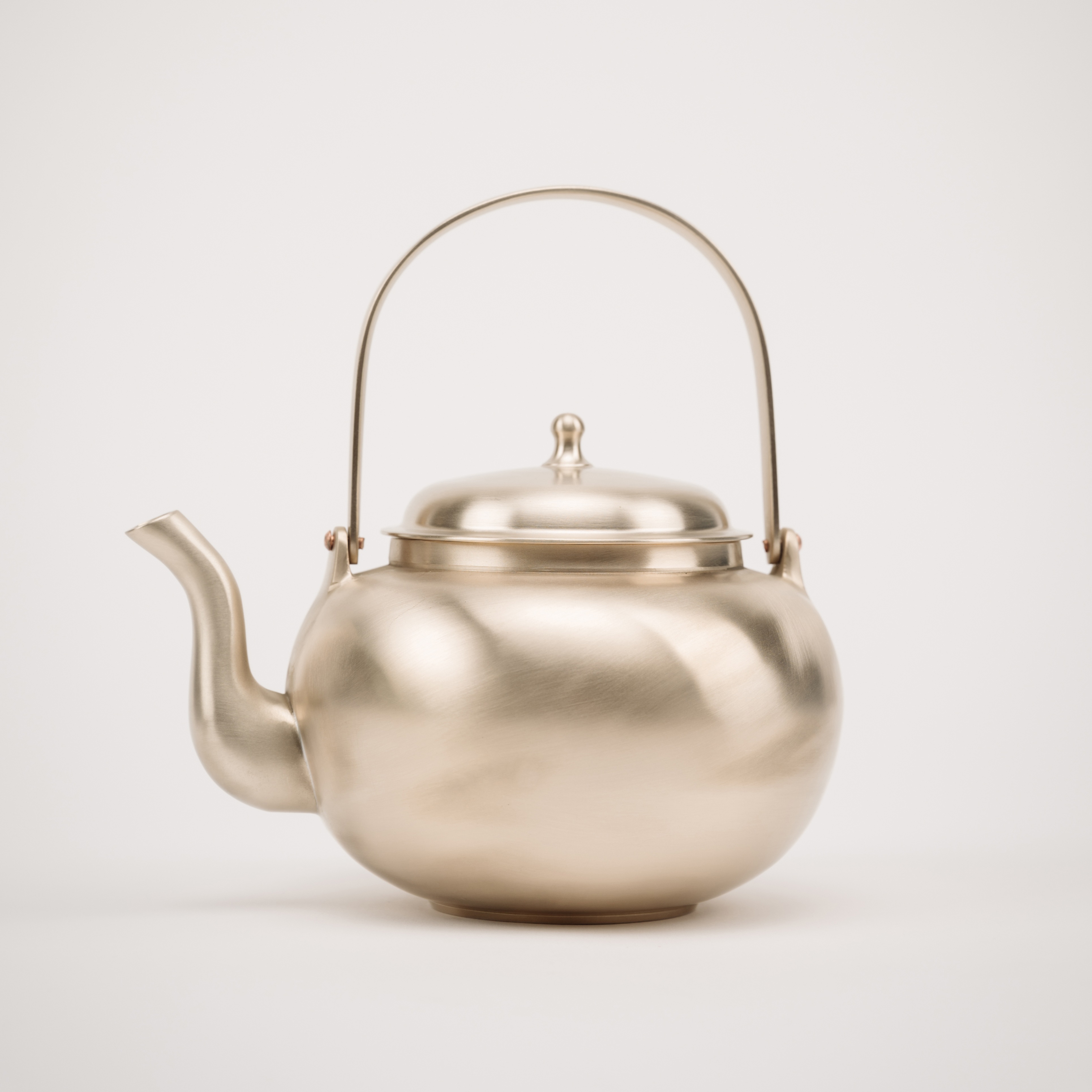 [Notbichae] 韓国プレミアム伝統食器真鍮製品 - やかん Bangjja Yugi