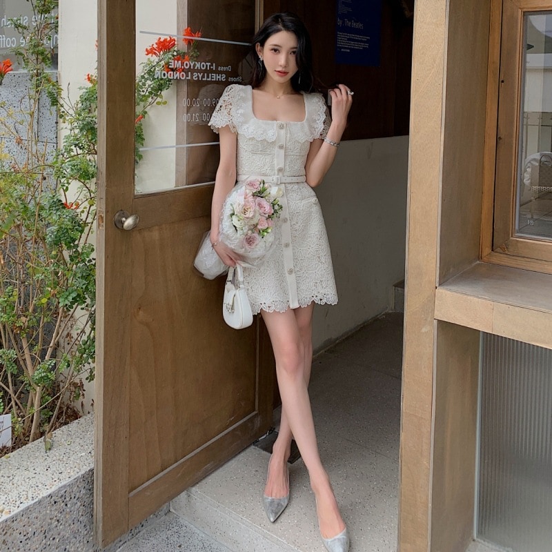 2025春夏象牙白性感方领拼接水溶蕾丝气质连衣裙法国小众复古短裙