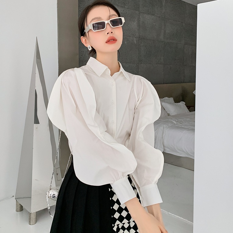 トップス ブラウス 白トップス 袖あり ボリューム袖 襟付き 前開き 大人可愛い きれいめ シンプル 大人 上品 おしゃれ お洒落 かっこいい 大人女子 こなれ感 ラブリー キュート ガーリー 5,314円