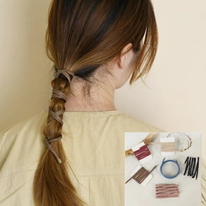 ぐるぐるワイヤーフェイクレザーヘアバンド　まとめ髪
