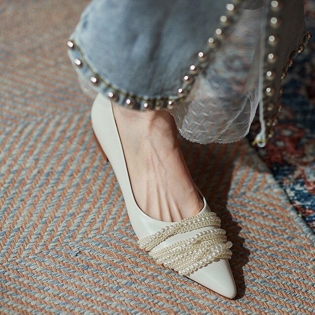 レディース パール フラットパンプス ポインテッドトゥ フラットシューズ 2color 大人可愛い ママコーデ ママファッション 韓国系 オルチャン 人気 トレンド 新作 20代 30代 40代 シュ