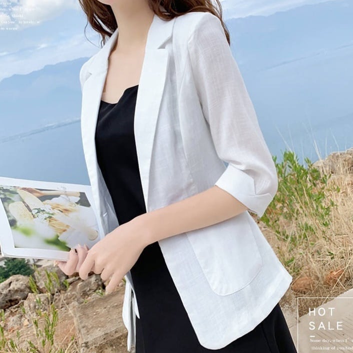 テーラードジャケット アウター 上着 ミドル丈 無地 襟付き七分袖 リネンライク 薄手 可愛い かわいい きれいめ 大人 上品 エレガント 抜け感 こなれ感 シンプル ナチュラル カジュアル