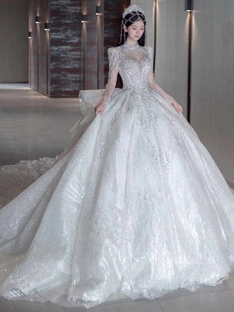 [送料無料]ウェディングドレス 2025 ブライダル メイン糸 上質な風合い ラージテール 重工業スカート 長袖