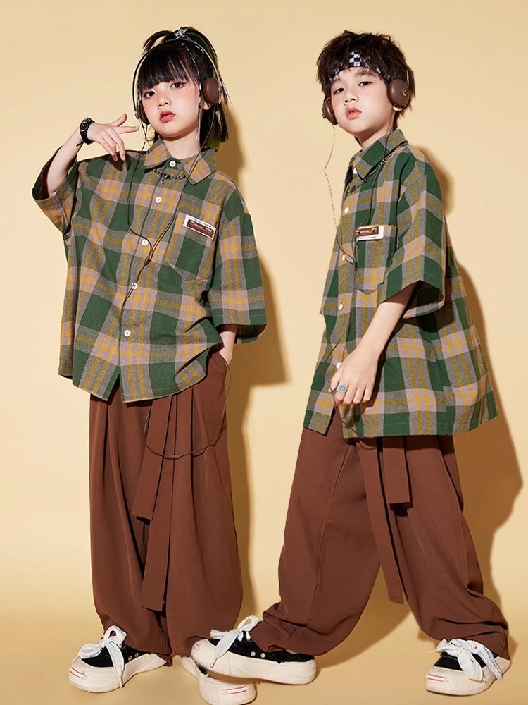 ストリートダンスの子供のファッション服のクールでかっこいい男の子の日本のヒップホップシャツのスーツの子供のhiphopダンスの服の女の子のファッション服