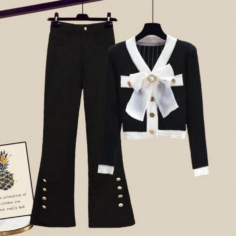 ハイエンドのカスタマイズ-プラスサイズの女性の小さな香りのよいファッションスーツ女性の 2025 秋の新リボンニットセーターブーツカットパンツ 2 点セット