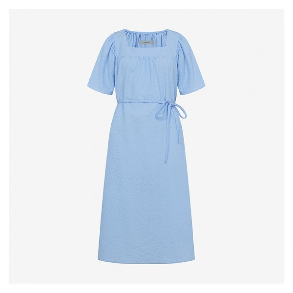 [イザベイ] シーサッカースクエアネックウィングスリーブドレス (VKOAE2551) 4,719円