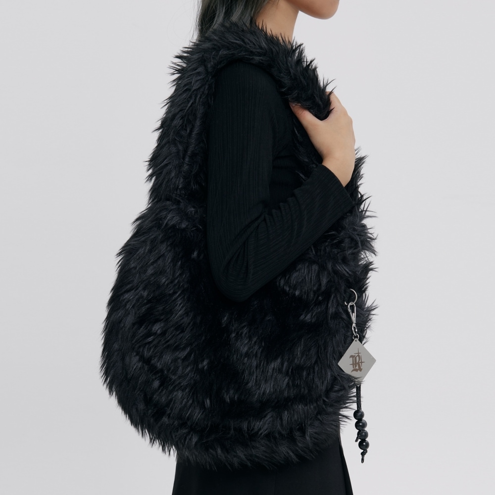 ロマンティッククラウンプルモサショルダーバッグ_ブラック