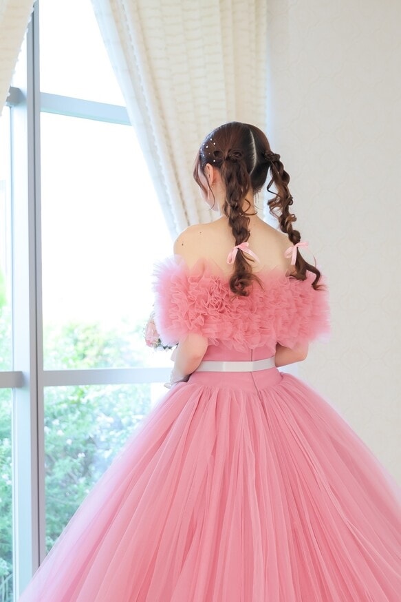実例写真！ ピンク オフショルダー のみ ソフトチュール 可愛い 結婚式 前撮り