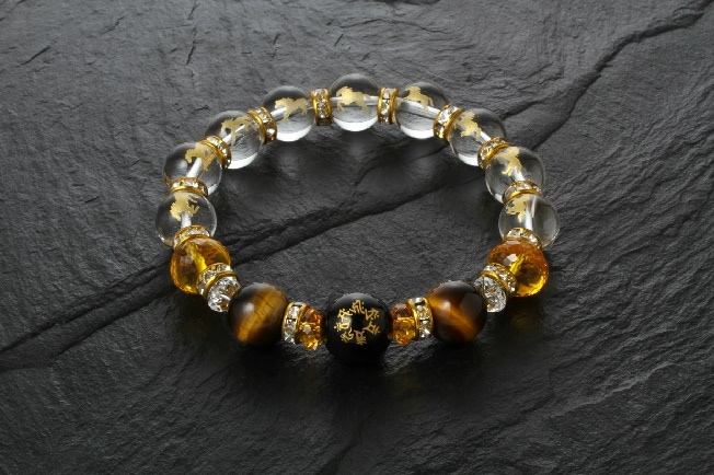 九頭馬七梵字上手く行くブレス白水晶/黄水晶/虎目石/オニキス/パワーストーン ブレスレット