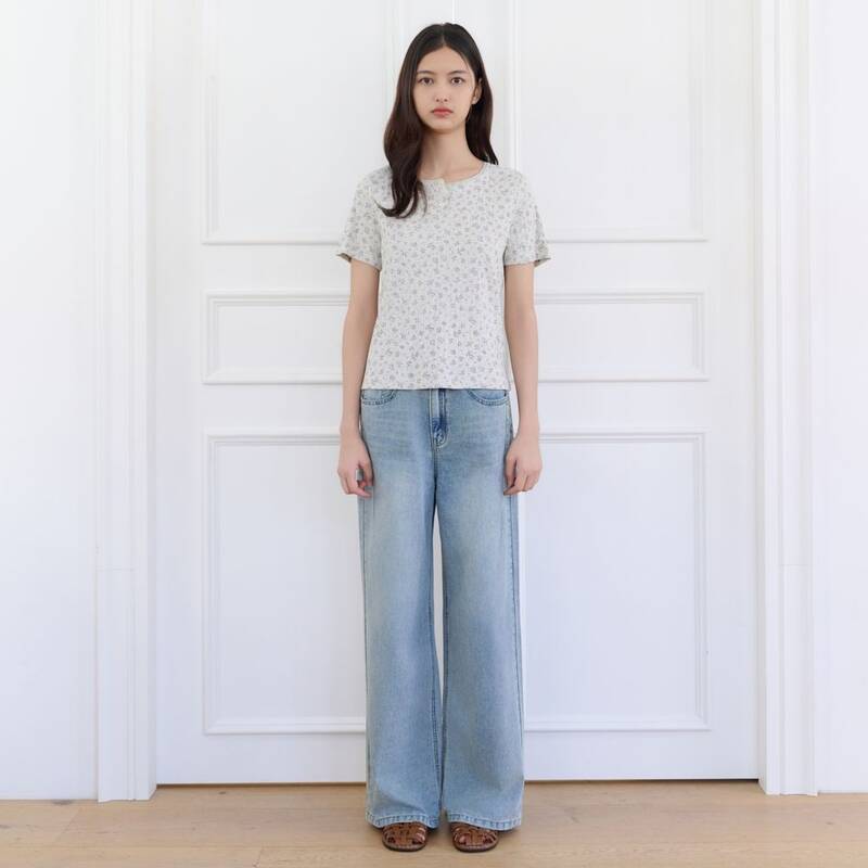 フラワーヘンリーネックTシャツ T264MTS222W