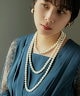 ベージュ