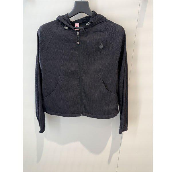 女性プチプリーツルーズフィット軽量ウーブンジャケット QR222OJK51 BLK