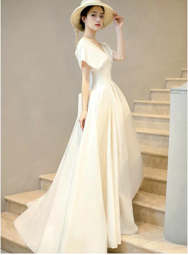 イブニングドレス ロング丈 ドレス 花嫁ドレス 高級感 オシャレ ザインドレス パーティドレス ウェディングドレス 半袖 袖あり プリンセスライン 結婚式 花嫁 海外挙式 大きいサイズ ブライダルドレ