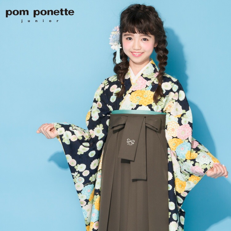 レンタル７泊８日pom ponette junior 卒業式 袴 レンタル 小学生 女の子 小学校ジュニア卒業式袴レンタルセット 黒地に青縞とパステル菊 花 ひな祭り 十三参り 着物 衣装