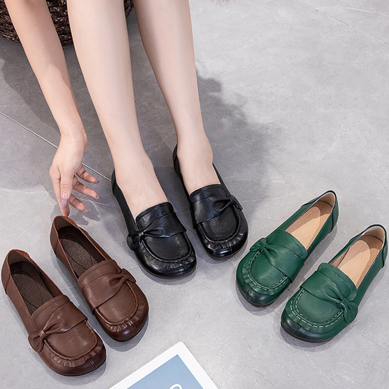 リボン スリッポン レディースシューズ フラットシューズ ぺたんこシューズ モカシン フラット ぺたんこ ペタンコ ラウンドトゥ 歩きやすい 履きやすい かわいい 大人可愛い きれいめ