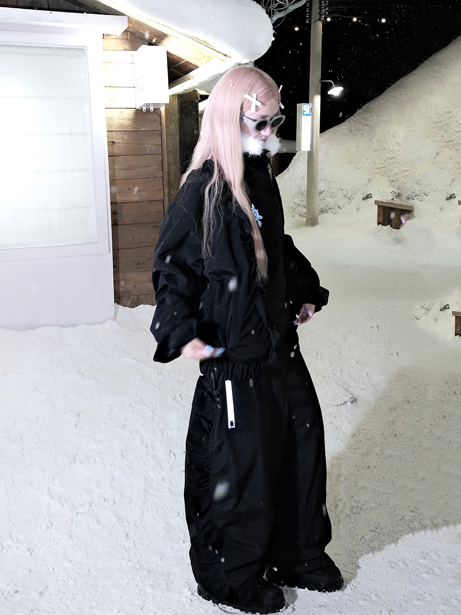 スノーボードウェア 2025 2026 フリル 黒 スノパンツ スノウェア レディース スキーウェア スノボウェア スキー 防风撥水