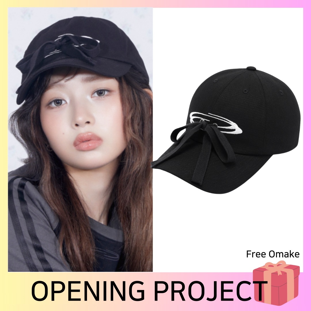 [IVEレイ着用] Ribbon Tie Down Cap - BLACK + Free Omake 韓国アイドルセレブ着用アイテム 男女共用 キャップ 韓国 キャップ帽