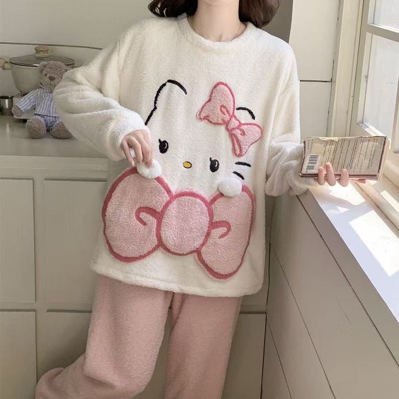 韓国 キティ パジャマ ロングパジャマ パジャマ ルームウェア サンリオです ハローキティ 可愛いです 厚手ルームウェア キティ パジャマ もこもこ