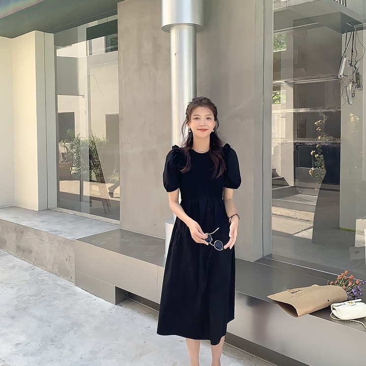 ワンピース フレアワンピース ワンピドレス ロング丈 半袖 パフスリーブ ラウンドネック フレア Aライン フリル ウエストマーク 大人可愛い きれいめ シンプル 大人 上品 お洒落 レトロ 7,681円