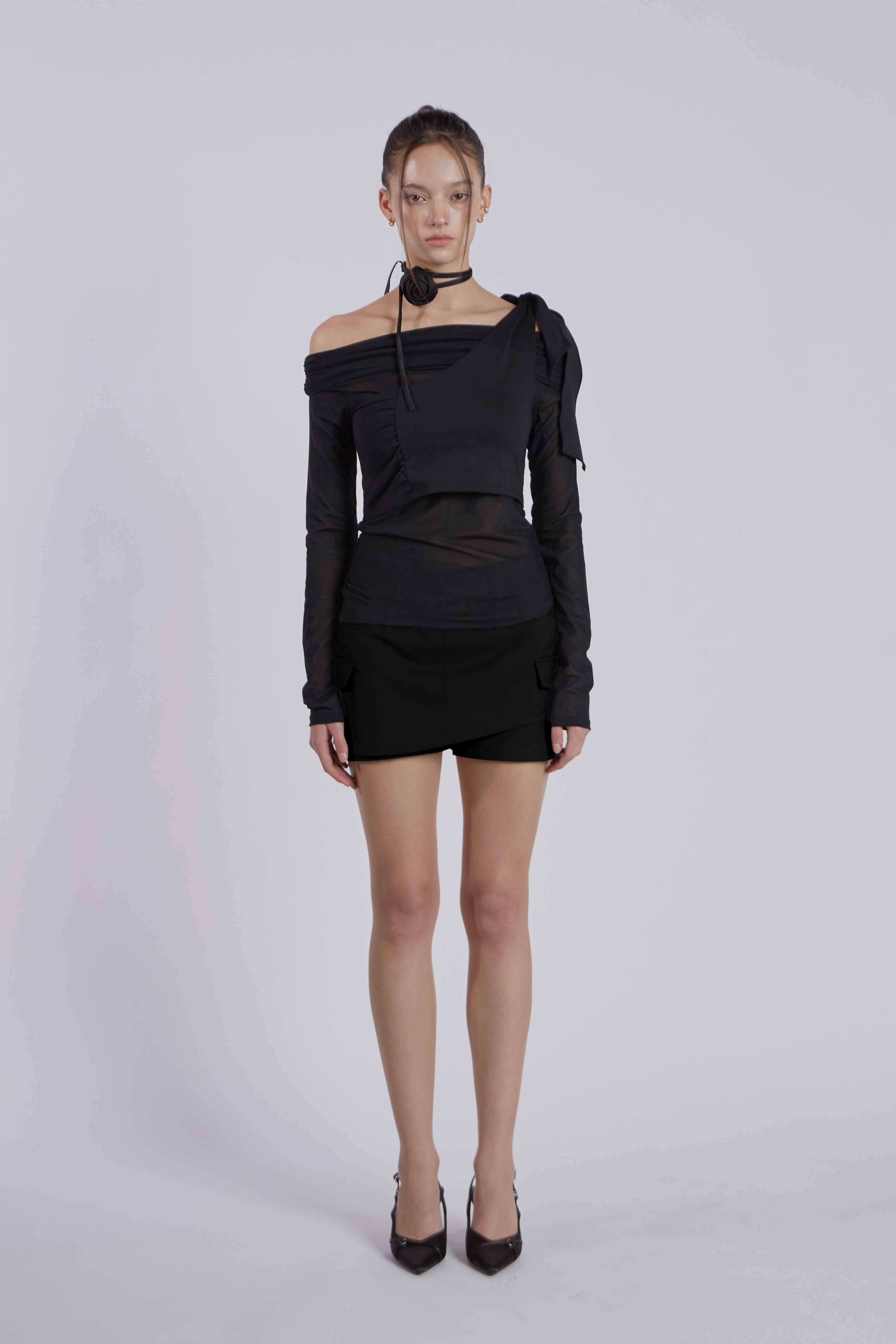 MINI POCKET UNBALANCE SKIRT [BLACK]