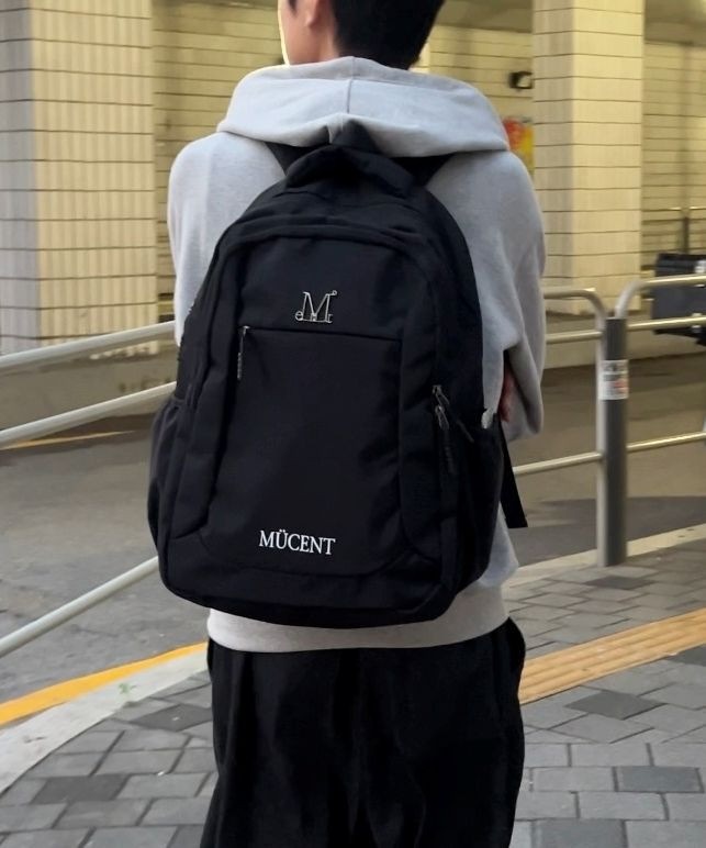 マイキメタルロゴバックパック男女共用