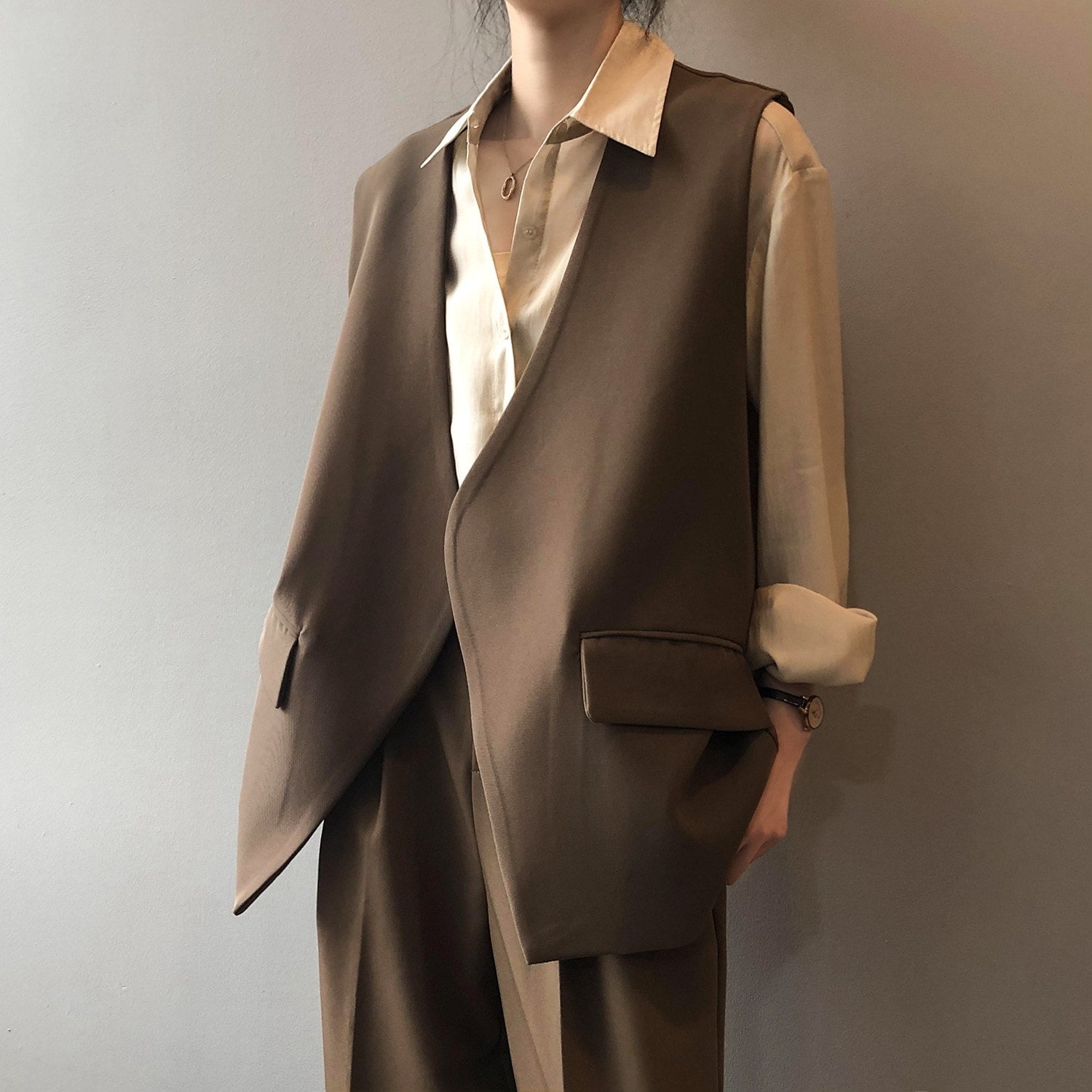 ジャケット秋アウター 質感 レディース レイヤード 通勤 タンクトップ ノースリーブ アウター セミロング スーツ ベスト ひと足お先にボア