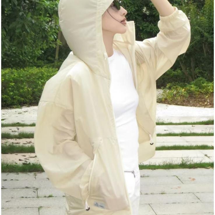 ２点で11o円OFF！【迅速な出荷】UVカット パーカー 夏 レディース 涼しい 長袖 フード付き ラッシュガード 日焼け対策 接触冷感 薄手 ジップアップ 冷感 さらさら ス 春 夏 通気性