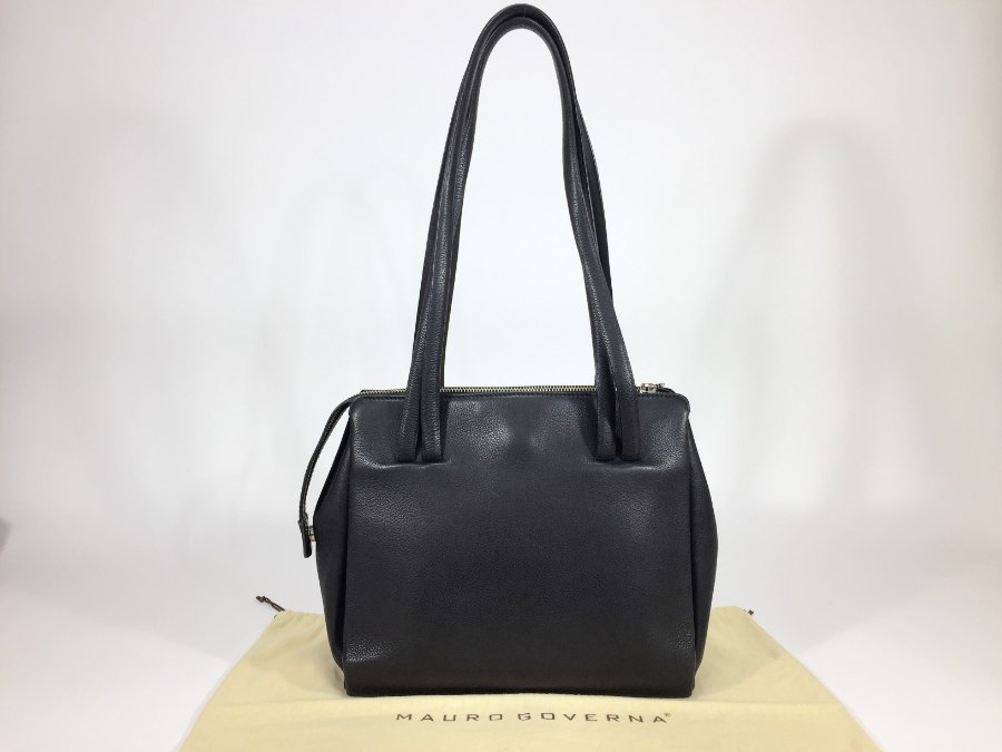 マウロ ゴヴェルナ ショルダーバッグ レザー ブラック 【中古品】