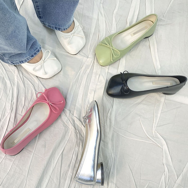 女性らしい雰囲気の リボン付き ラウンドヒール ローヒール バレエシューズ バレエパンプス 5color