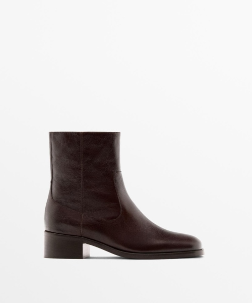 MASSIMO DUTTI クラックルレザーフラットアンクルブーツ