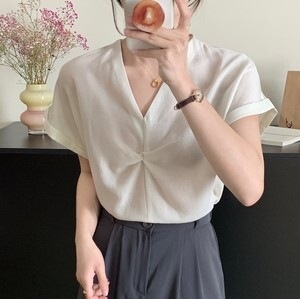 トップス シャツ ブラウス シフォン シフォンブラウス フレンチスリーブ Vネック ストレート シフォン フリル 透け感 かわいい 大人可愛い きれいめ シンプル 大人 上品 おしゃれ お洒落